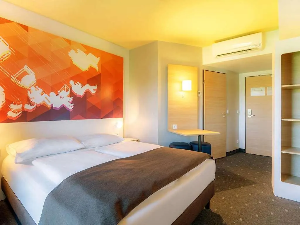 B&B Hotel Stuttgart-Bad Cannstatt Almanya